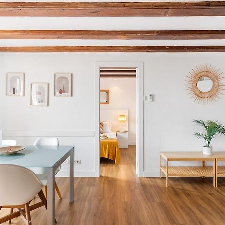 Lodging Apartments Liceu G1 Barcelona Luaran gambar