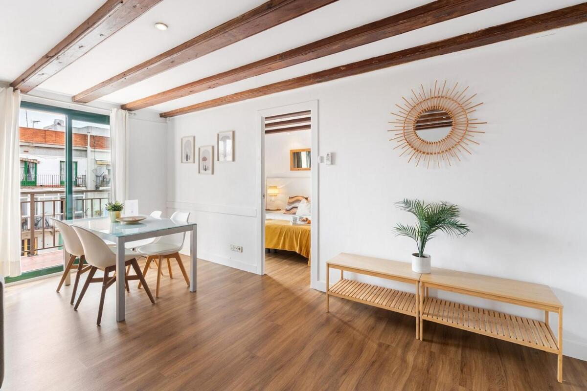 Lodging Apartments Liceu G1 Barcelona Luaran gambar