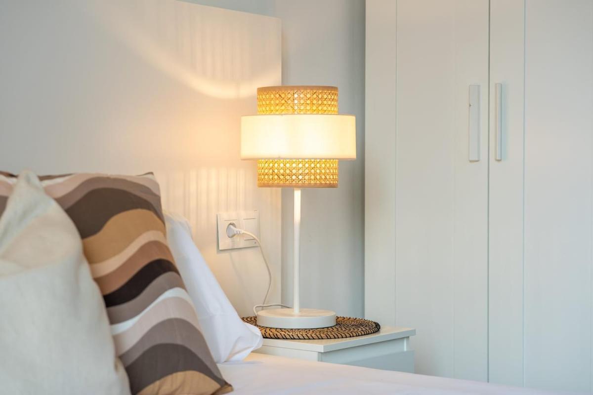 Lodging Apartments Liceu G1 Barcelona Luaran gambar