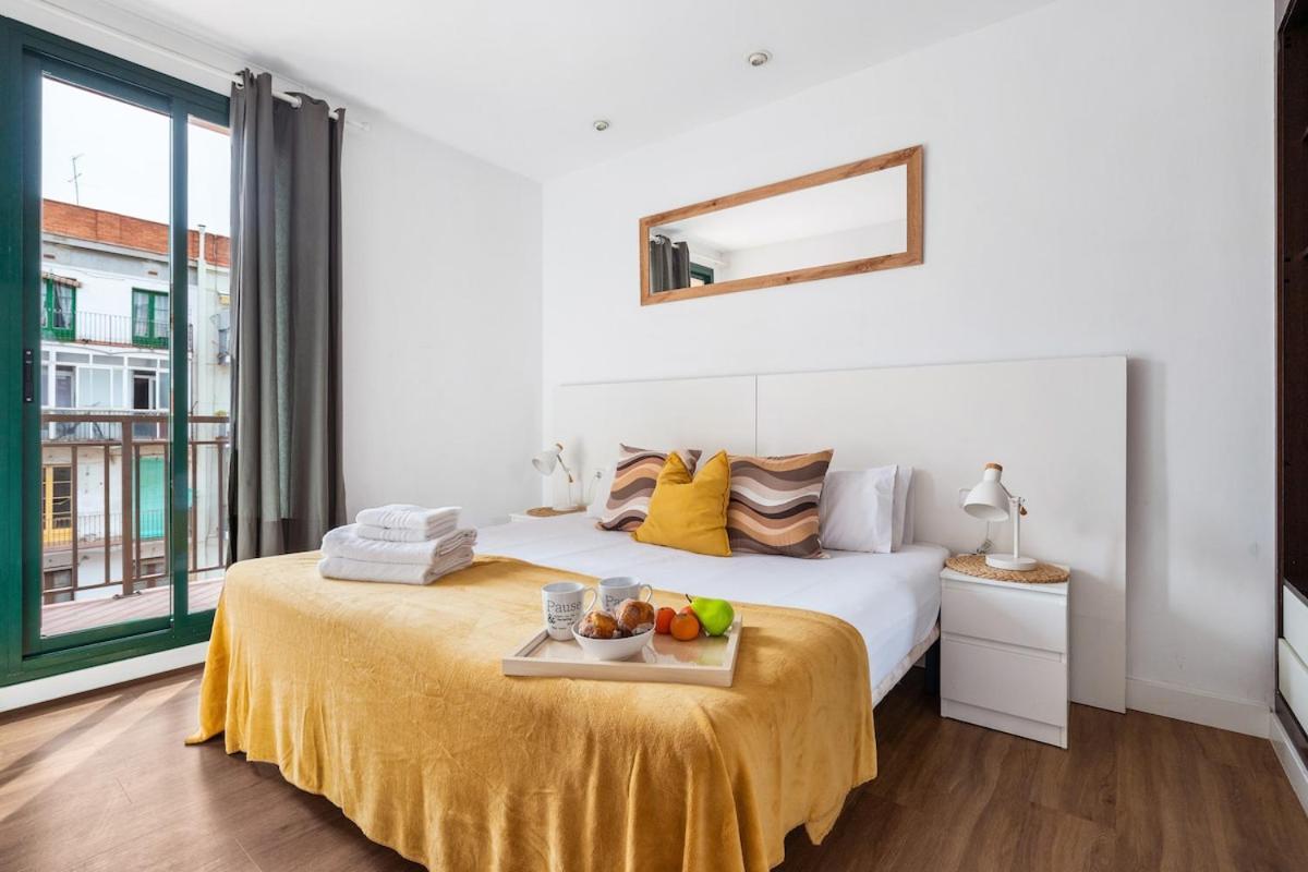 Lodging Apartments Liceu G1 Barcelona Luaran gambar