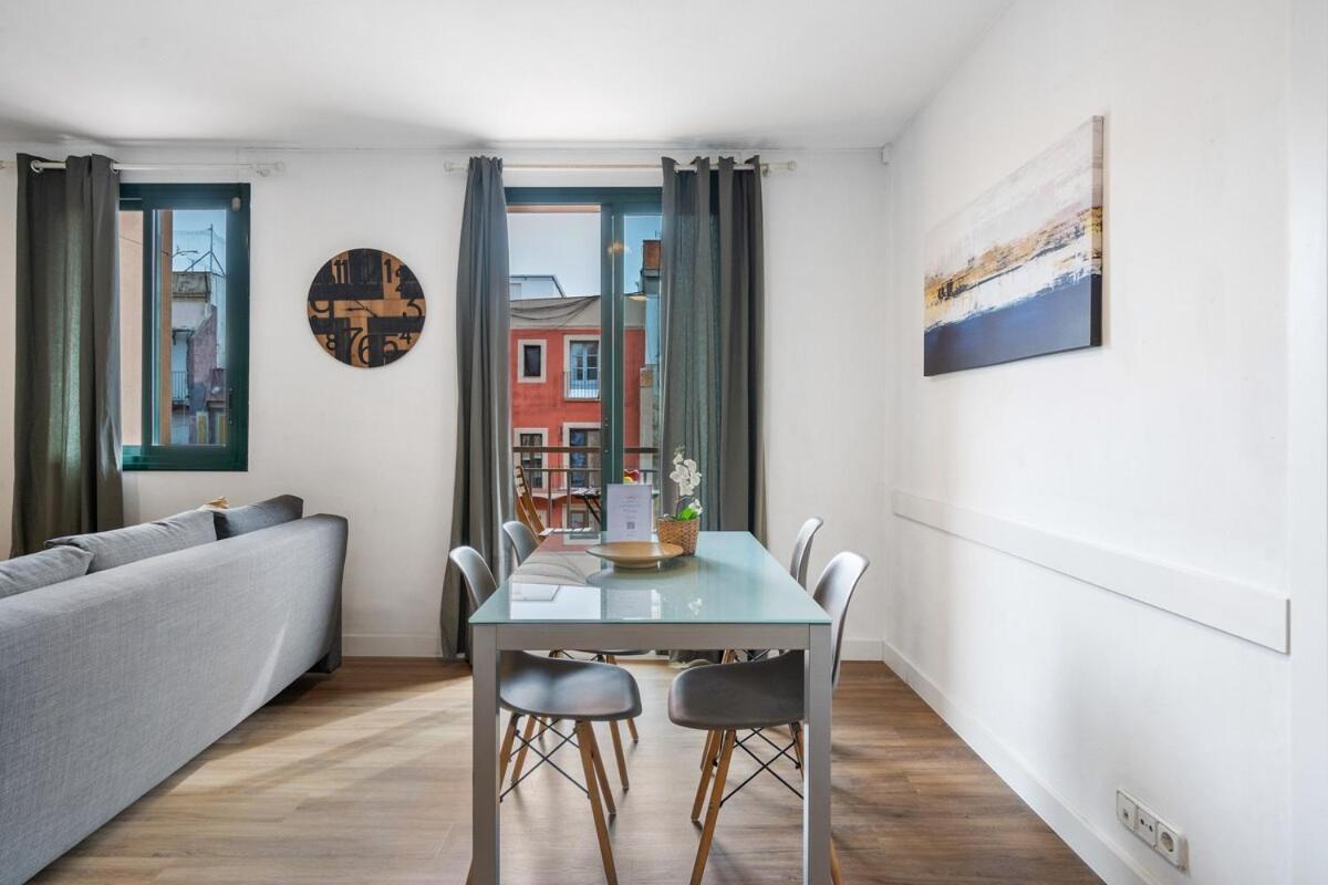 Lodging Apartments Liceu G1 Barcelona Luaran gambar